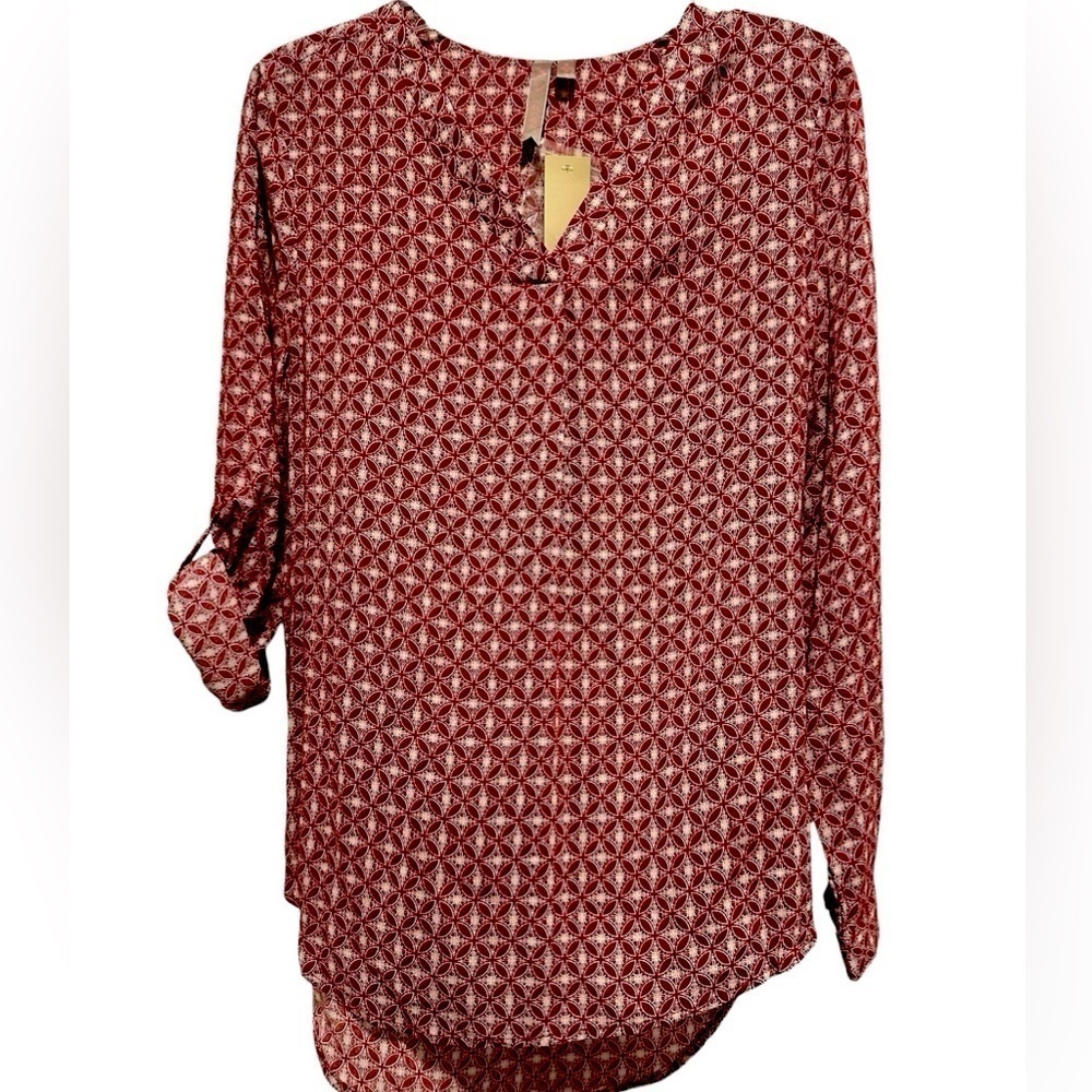 Brina & Em Geometric Red and White Blouse Size S